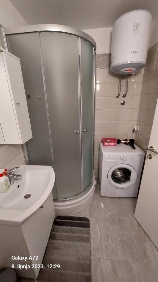 New Studio Apartman Emda U Centru Splita Exterior photo